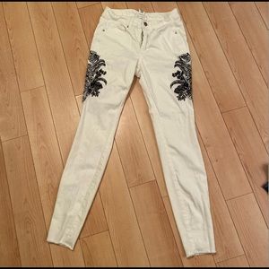 WHITE FOR THE REPUBLIC DENIM JEANS EMBROIDERY 2/25